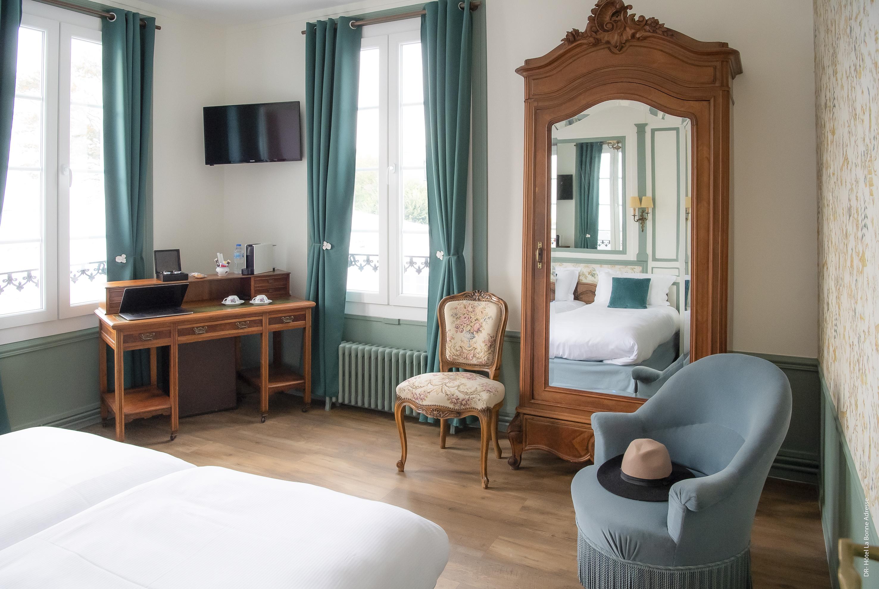 Hotel De Charme La Bonne Adresse - Logis Hotels Le Havre Exterior photo
